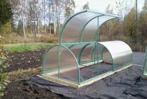 DIY skleník s posuvnou střechou